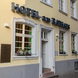 Otel Am Rathaus ***