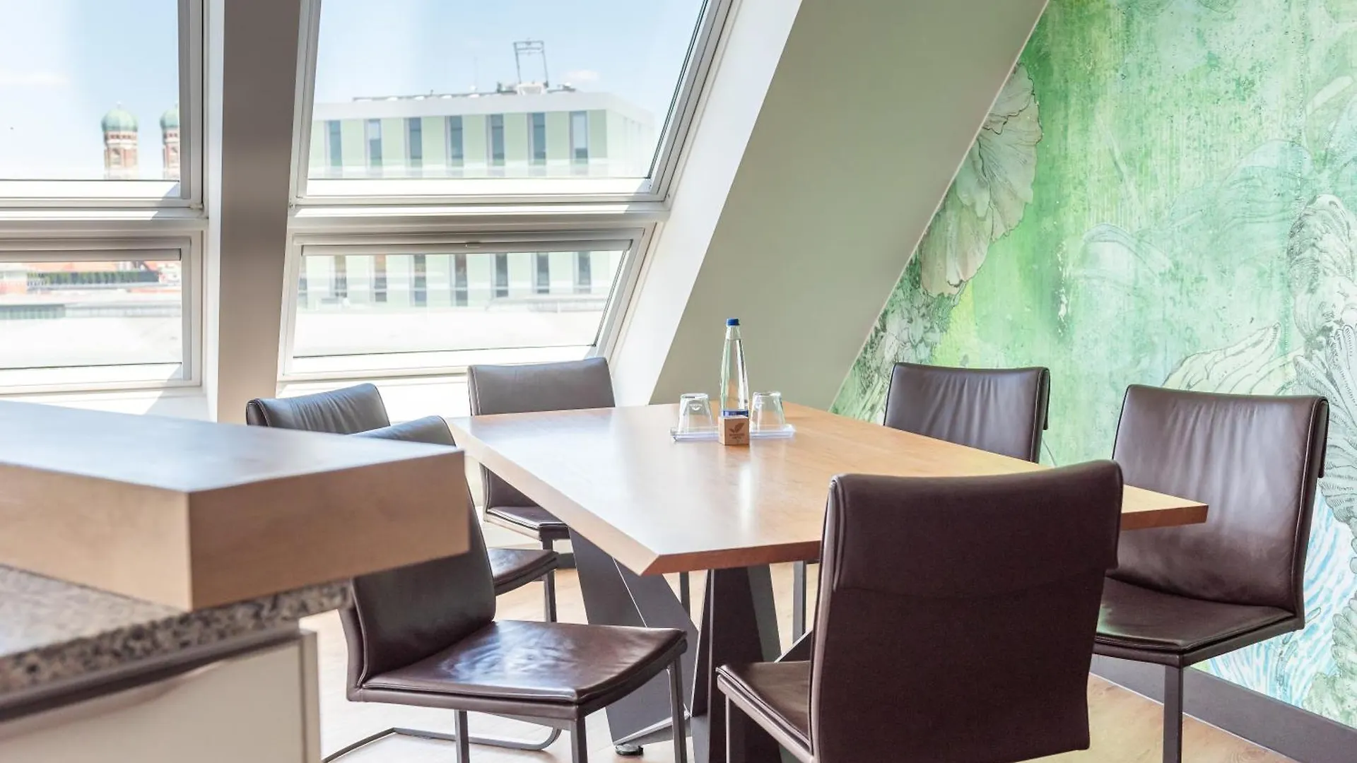 Koos Hotel&Apartments - City Aparthotel Munich 4*,